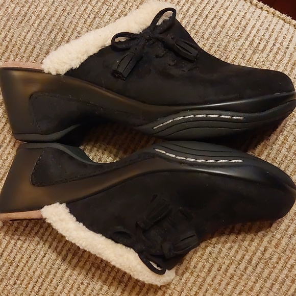 Rialto Clogs - Picture 6 of 8